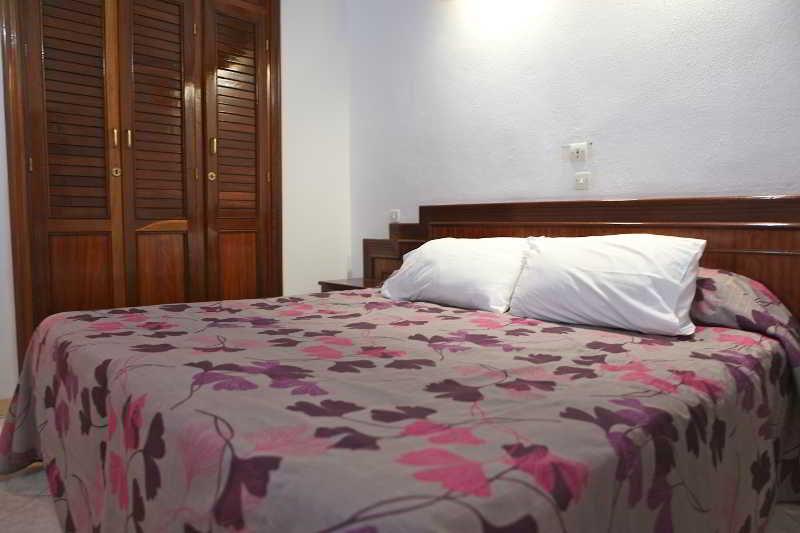 Ikrama - Hostel Nouakchott Bagian luar foto