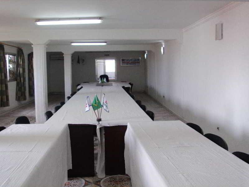 Ikrama - Hostel Nouakchott Bagian luar foto