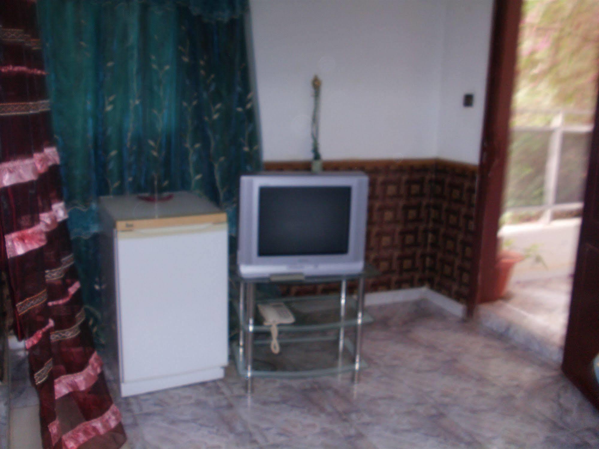 Ikrama - Hostel Nouakchott Bagian luar foto