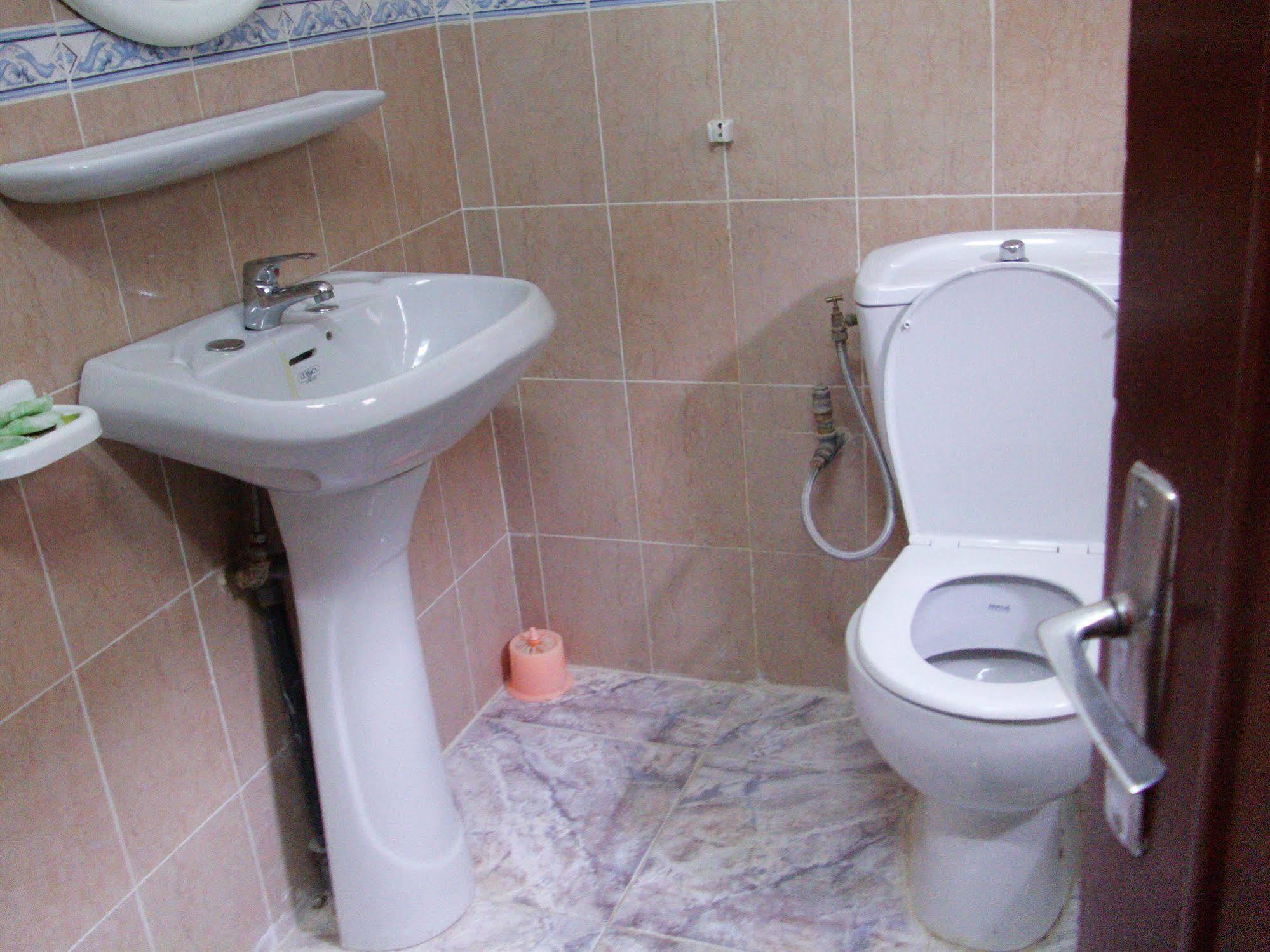 Ikrama - Hostel Nouakchott Bagian luar foto