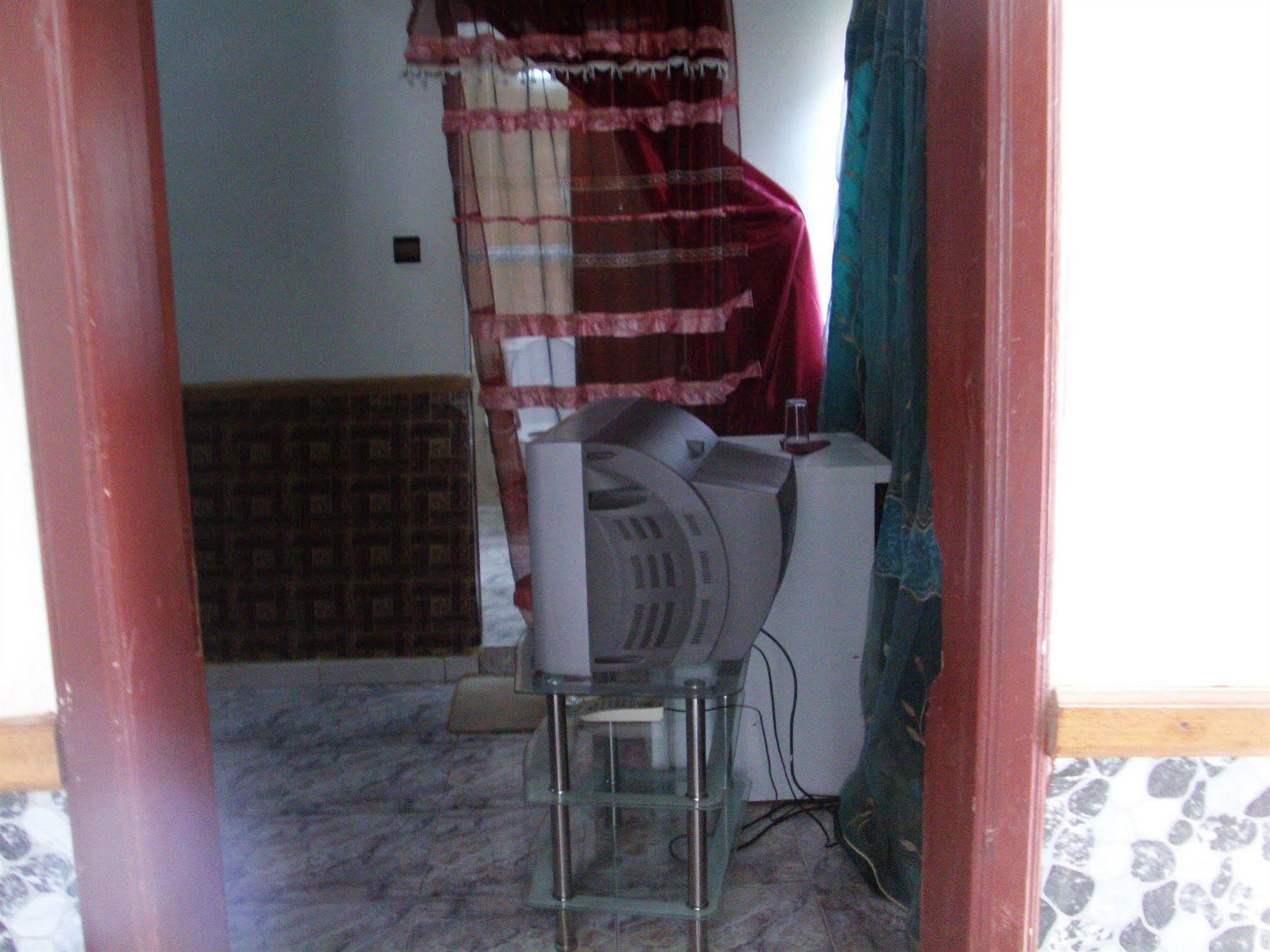 Ikrama - Hostel Nouakchott Bagian luar foto